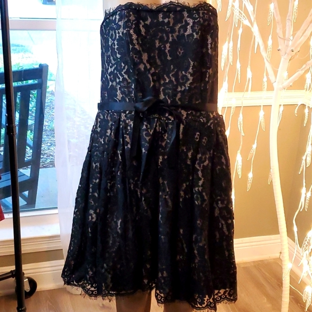 Nieman Marcus Robert Rodriguez Black Lace Party Dress, Size 12